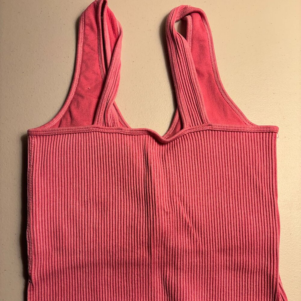 Set of FOUR Altar’d State Compression Ribbed Tank Top W/ Built In Bra - Picture 5 of 10